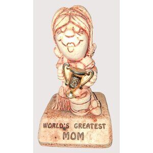 Worlds Greatest Mom Trophy Figurine By Paula 1970 W-135 Made In USA Vintage Cera